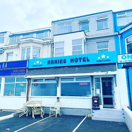 Arnies Hotel Blackpool Esterno foto