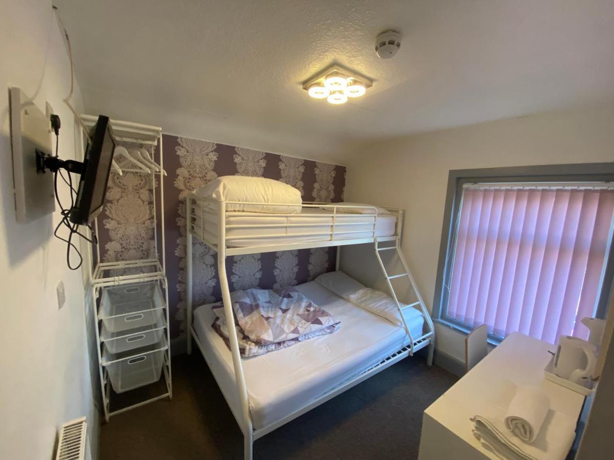 Arnies Hotel Blackpool Esterno foto