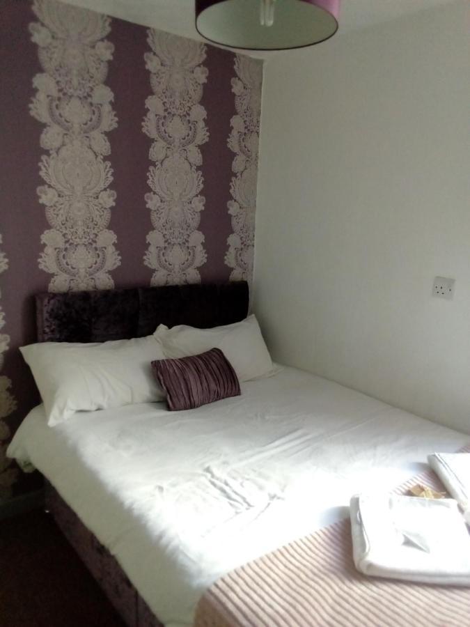 Arnies Hotel Blackpool Esterno foto