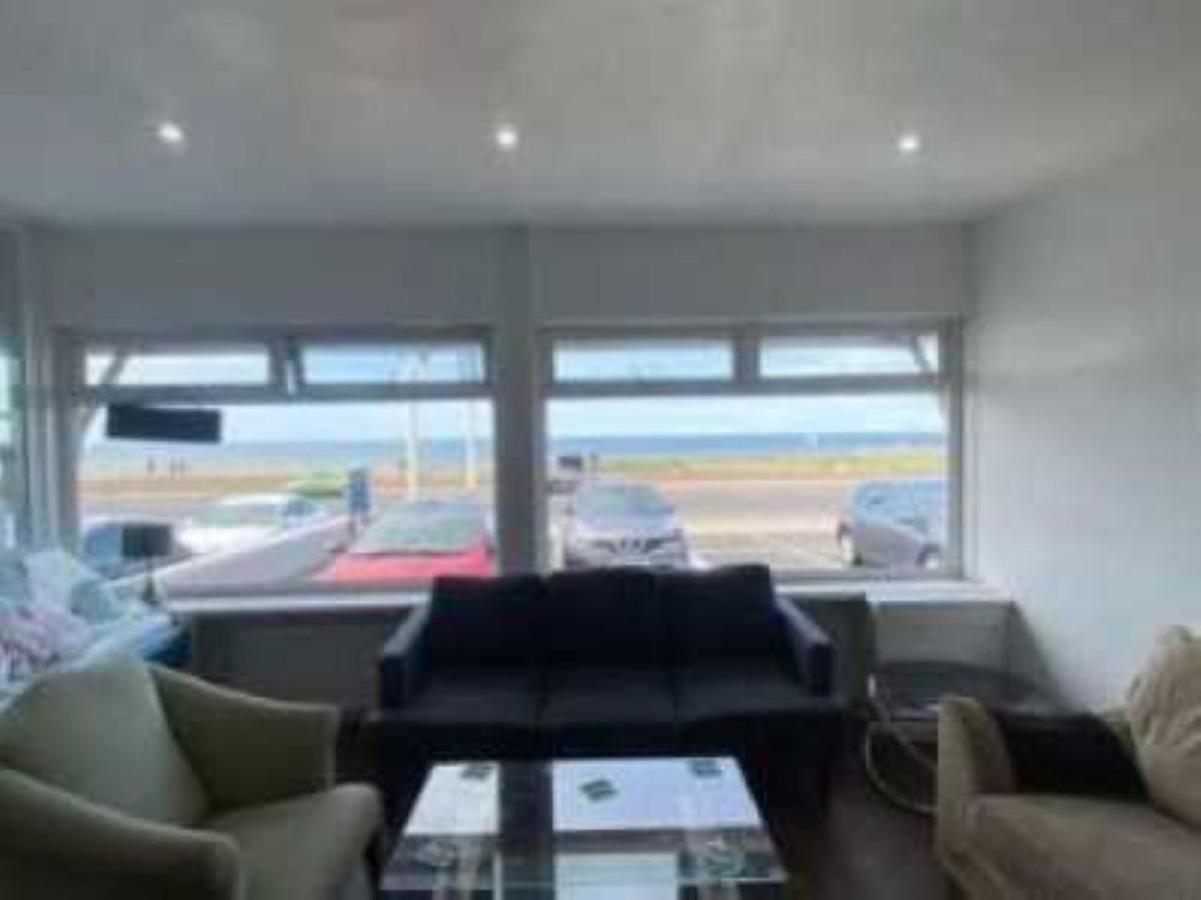 Arnies Hotel Blackpool Esterno foto